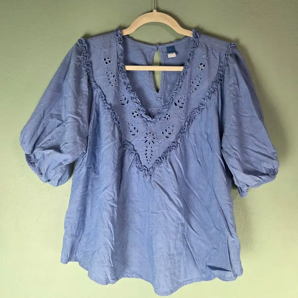Old Navy Womens Cashmere Blue Oversized Ruffle Cutwork Short Sleeve Blouse Sz L
